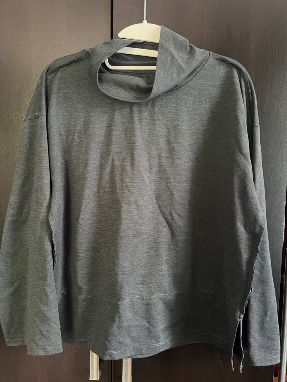 Long Sleeve Knit Active Top